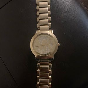 MK3462 watch